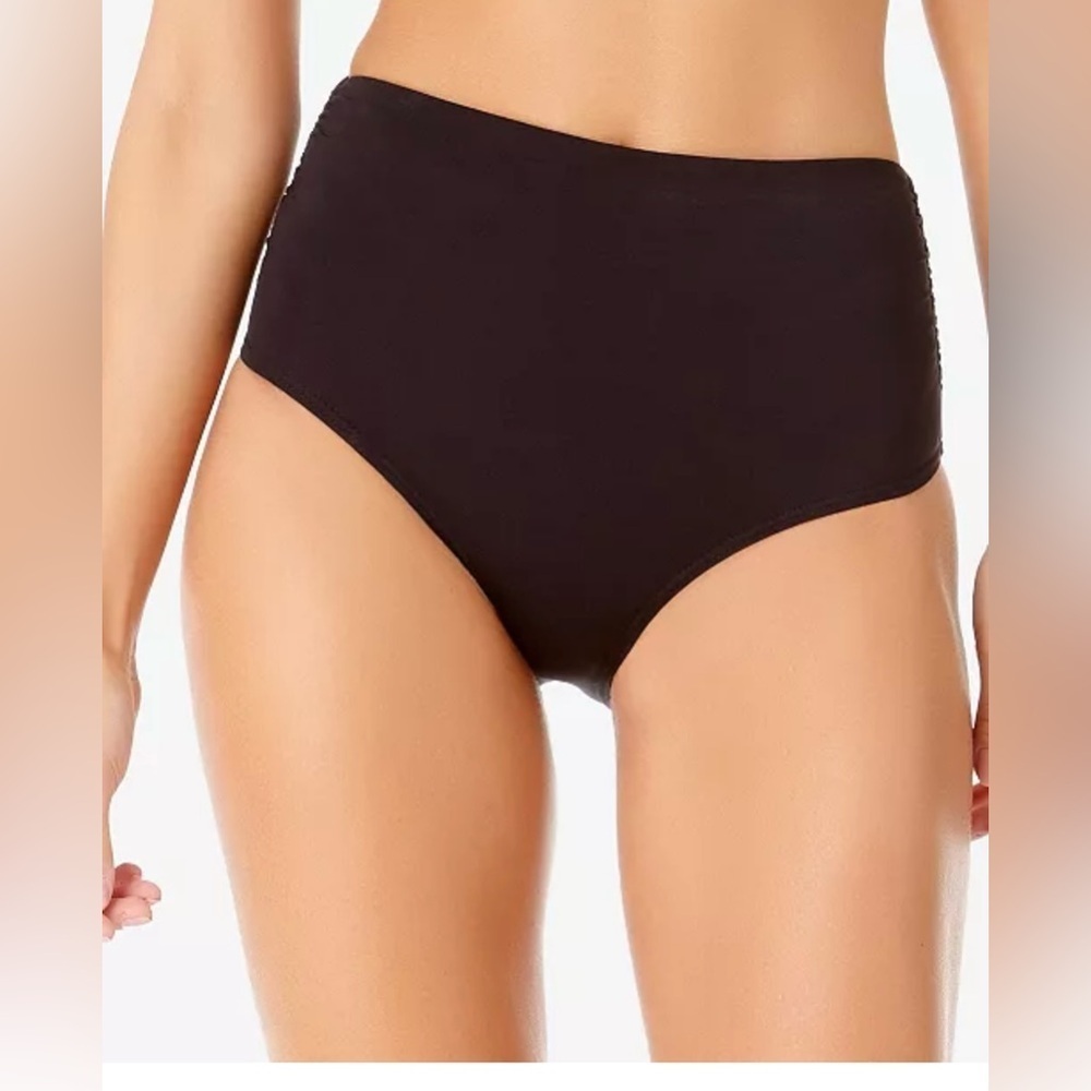 NWT Anne Cole
High-Waist Bikini Bottoms Small